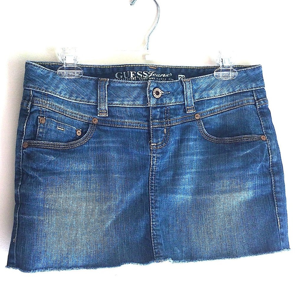 Guess Jeans cutoff denim skirt size 28
